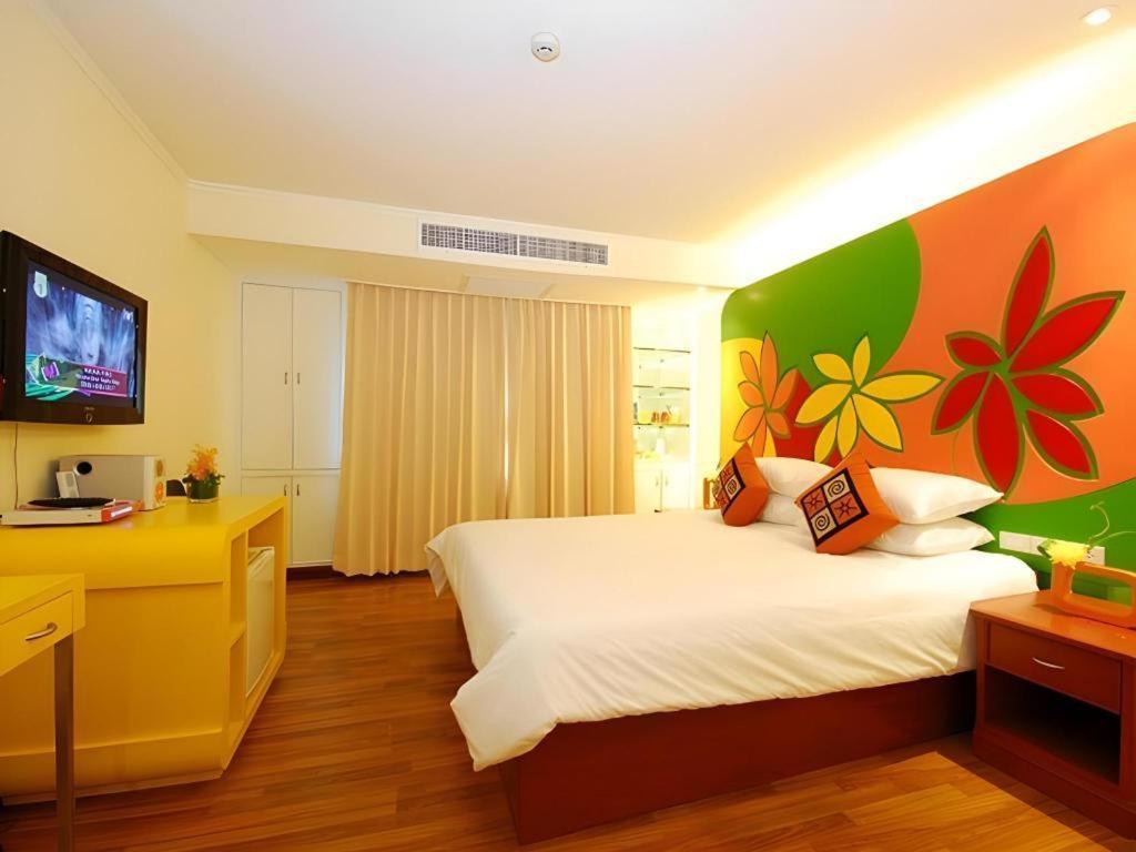 Hip Hotel Bangkok Buitenkant foto