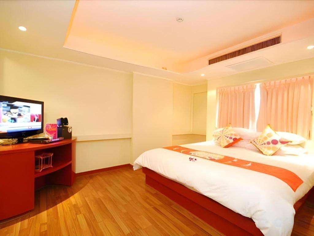 Hip Hotel Bangkok Buitenkant foto